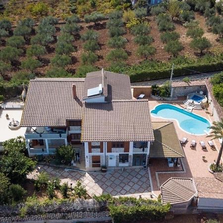 Villa Aversa Кастеламаре дел Голфо Екстериор снимка